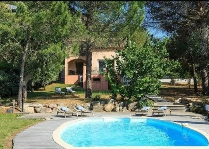 Casetta Bianca 2 Chambres, Piscine Et Acces Porto-Vecchio (Corsica)