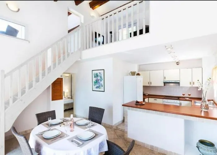 Casetta Bianca 2 Chambres, Piscine Et Acces * Porto-Vecchio (Corsica)