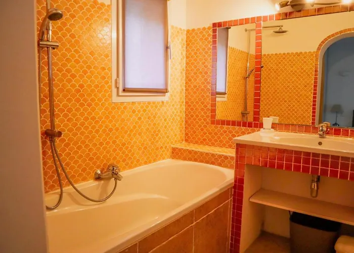 Villa Casetta Bianca 2 Chambres, Piscine Et Acces Porto-Vecchio (Corsica)